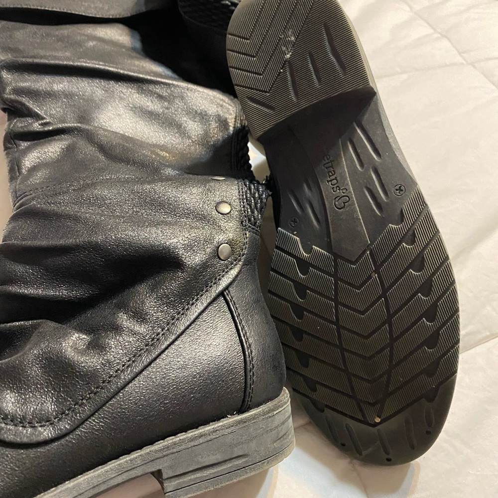 Black Leather Baretrap Boots - Picture 2 of 4